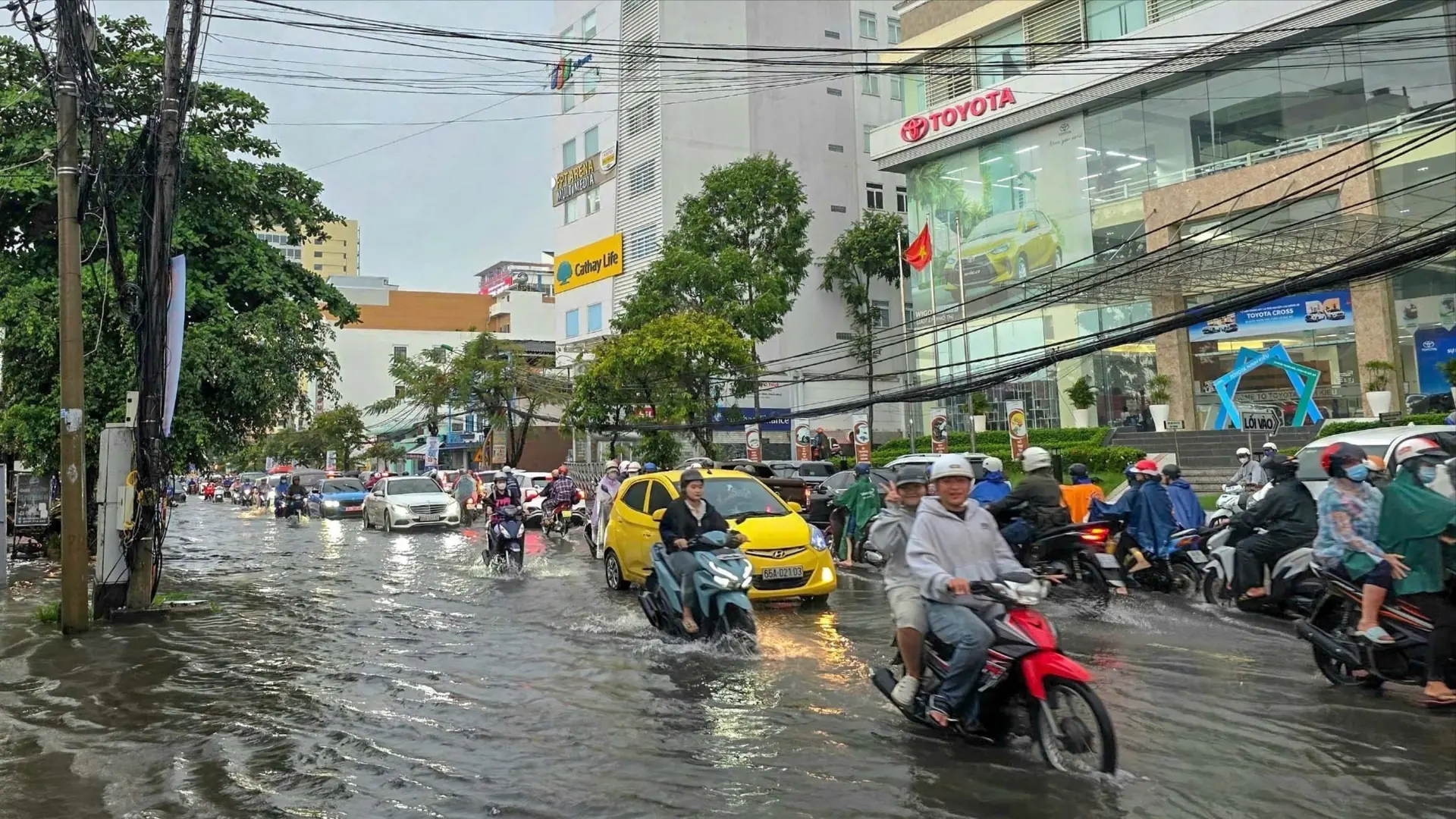 Trung Bộ mưa to, Bắc Bộ có mưa do không khí lạnh